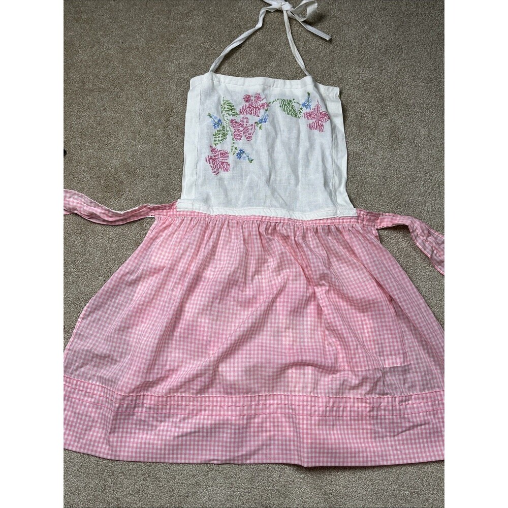 VTG 50-70s Handmade Child’s Linen Apron Pinafore Embroidered Crochet Gingham EUC - Picture 8 of 13